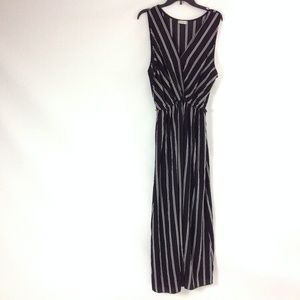 Klaxons Women's Dress Pinstriped Size XL V-Neck